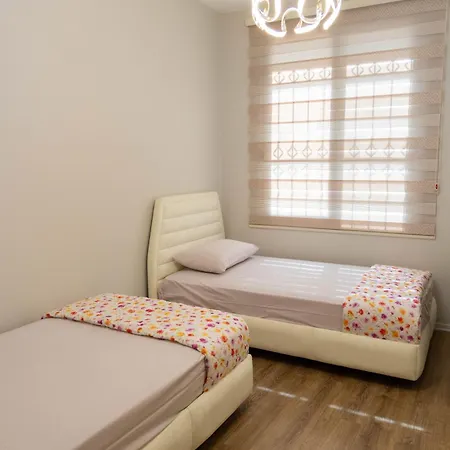 Luxury Lungomare Apartament Vlore Exterior photo